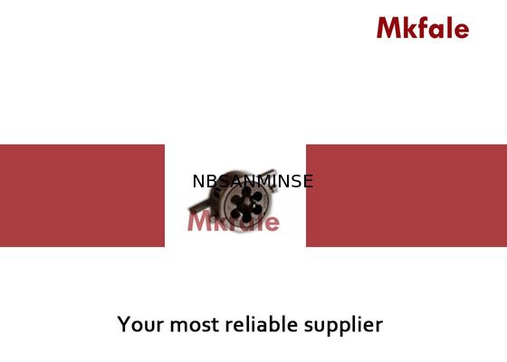 उच्च परिशुद्धता स्टेनलेस स्टील तरल दबाव गेज धागा साफ भागों SMCN M20 × 1।  5